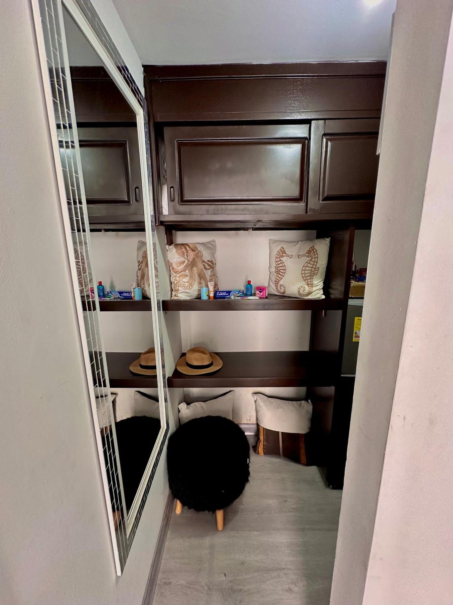 The View Hostel & Lounge カリ 部屋 写真
